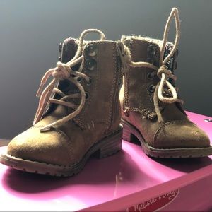 Size 6 toddler boots